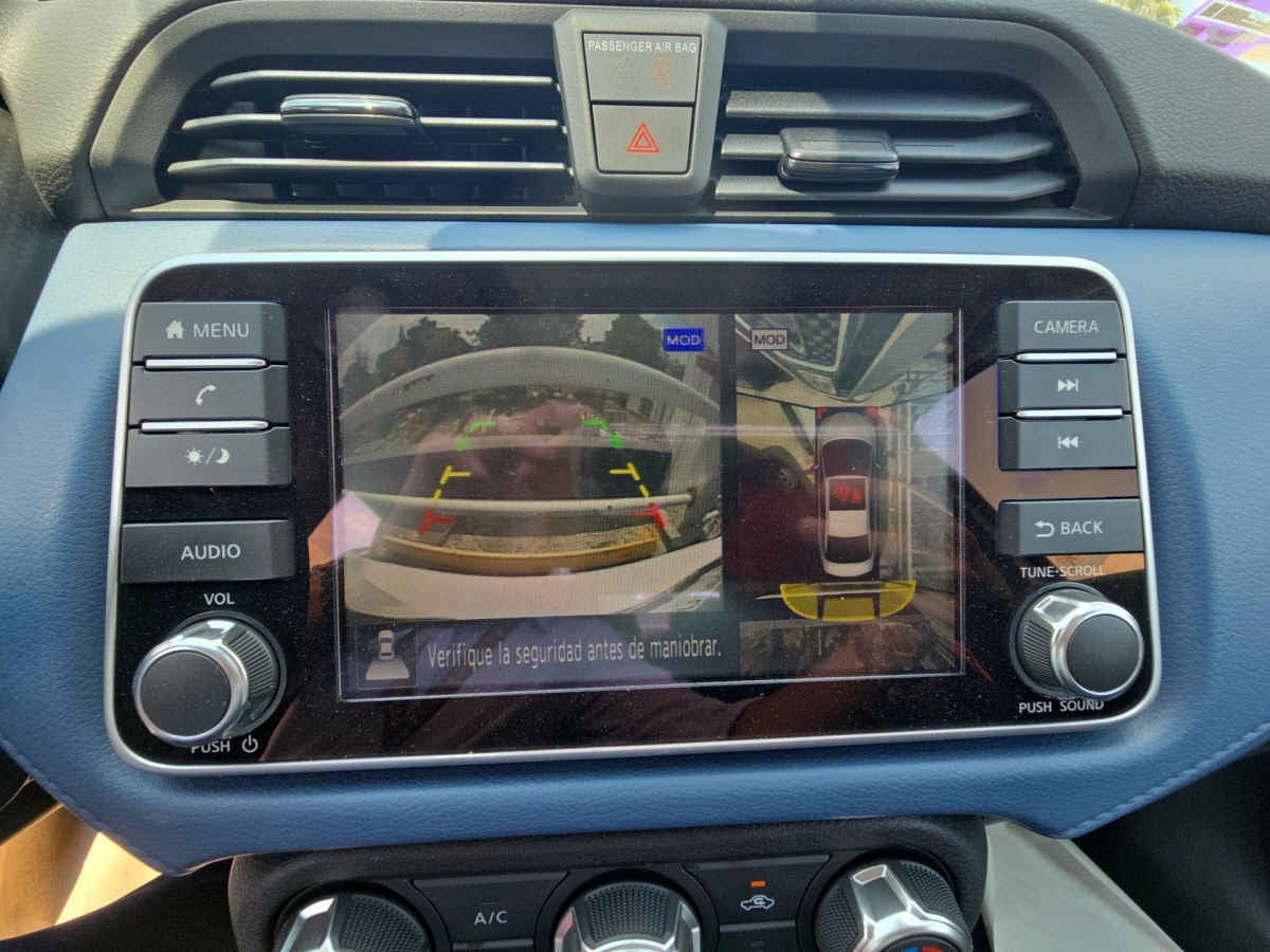 2025 Nissan Versa 4p Advance L4/1.6 Aut