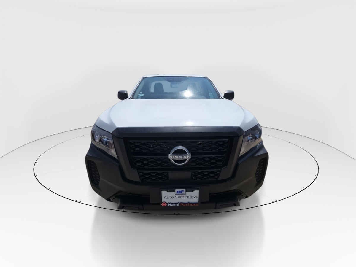 2026 Nissan Pick Up NP300 2p L4/2.5 Man A/A