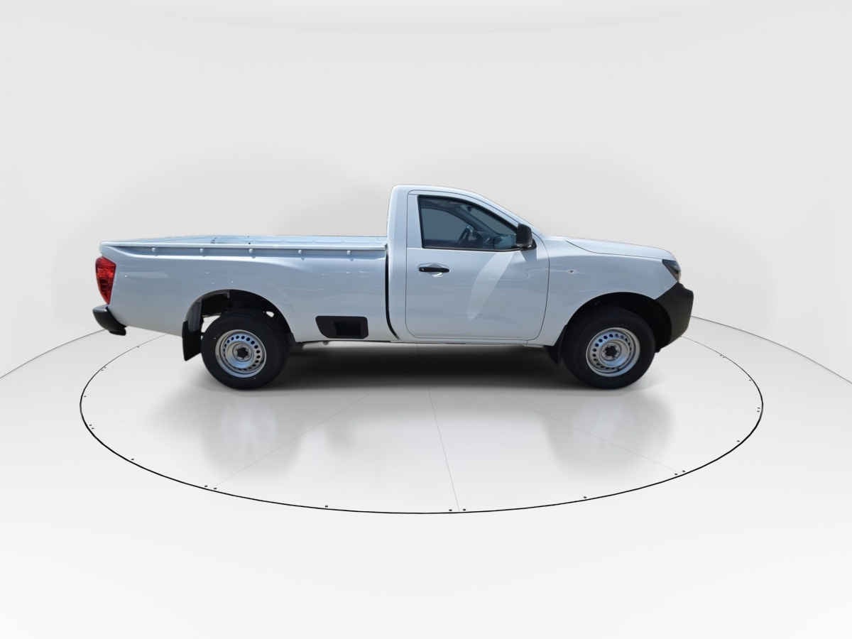 2026 Nissan Pick Up NP300 2p L4/2.5 Man A/A