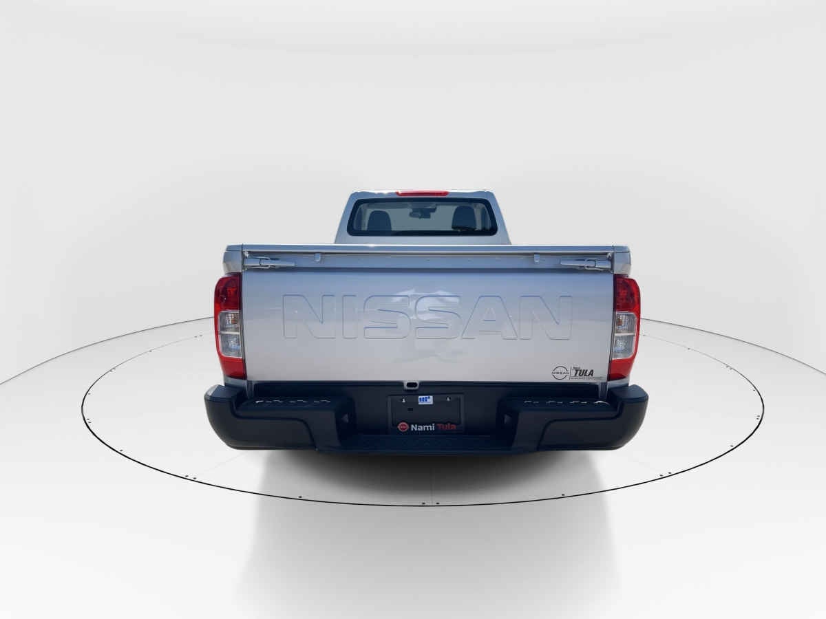 2026 Nissan Pick Up NP300 2p L4/2.5 Man A/A