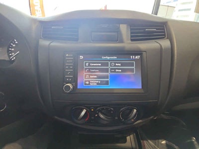 2026 Nissan Pick Up NP300 2p L4/2.5 Man A/A