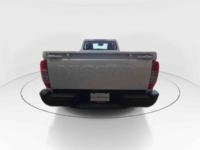 2026 Nissan Pick Up NP300 2p L4/2.5 Man A/A