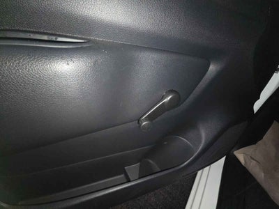 2026 Nissan Pick Up NP300 2p L4/2.5 Man A/A