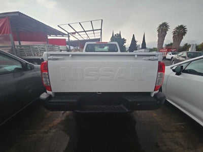 2026 Nissan Pick Up NP300 2p L4/2.5 Man A/A