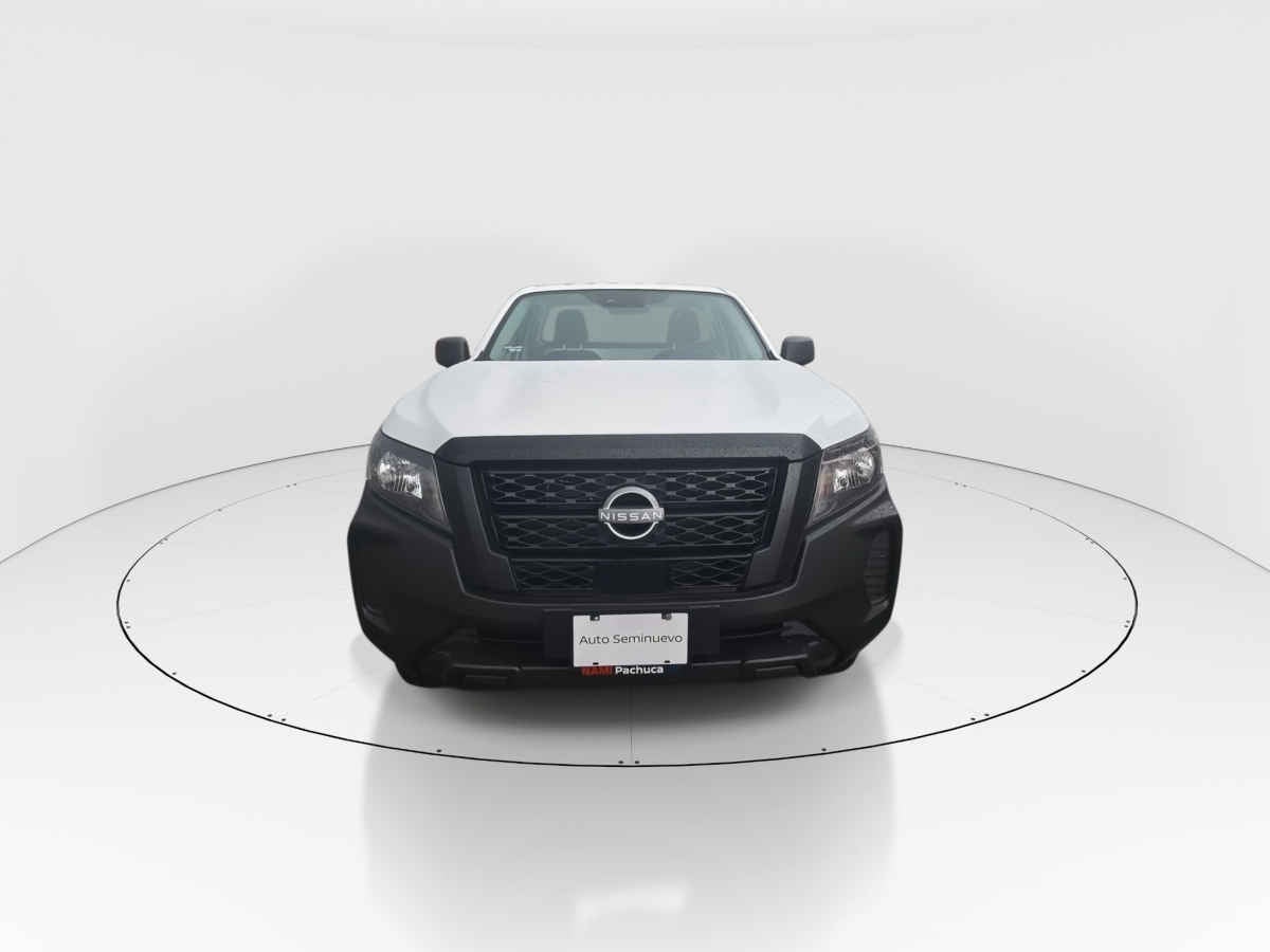 2026 Nissan Pick Up NP300 2p L4/2.5 Man A/A