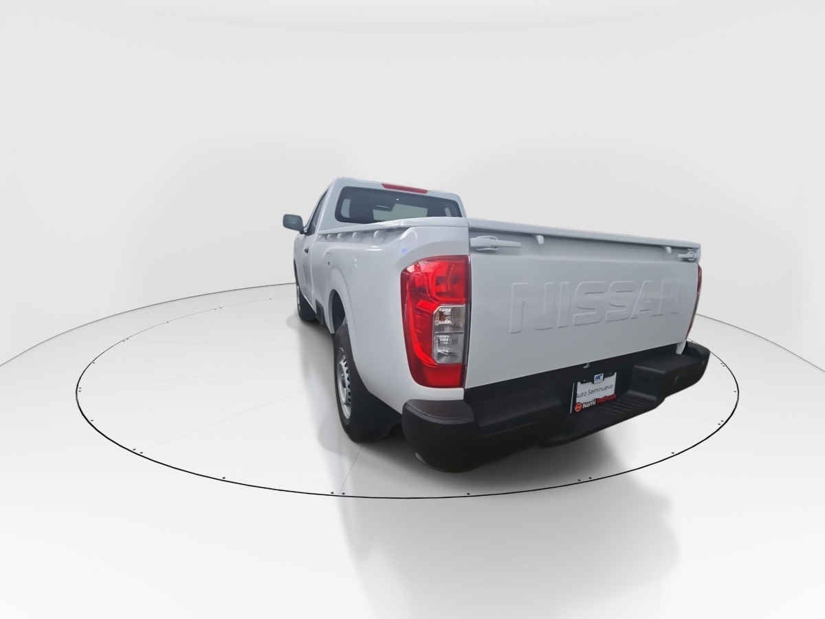 2026 Nissan Pick Up NP300 2p L4/2.5 Man A/A