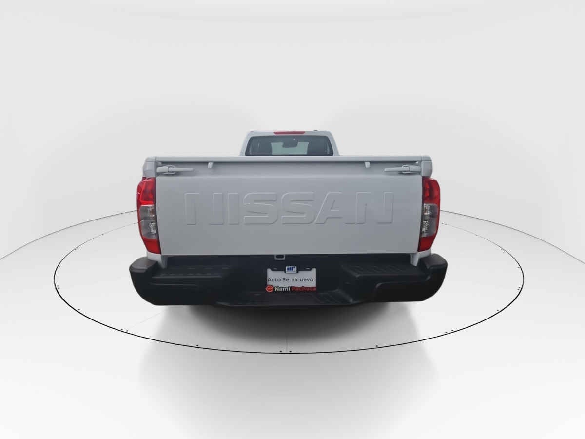2026 Nissan Pick Up NP300 2p L4/2.5 Man A/A