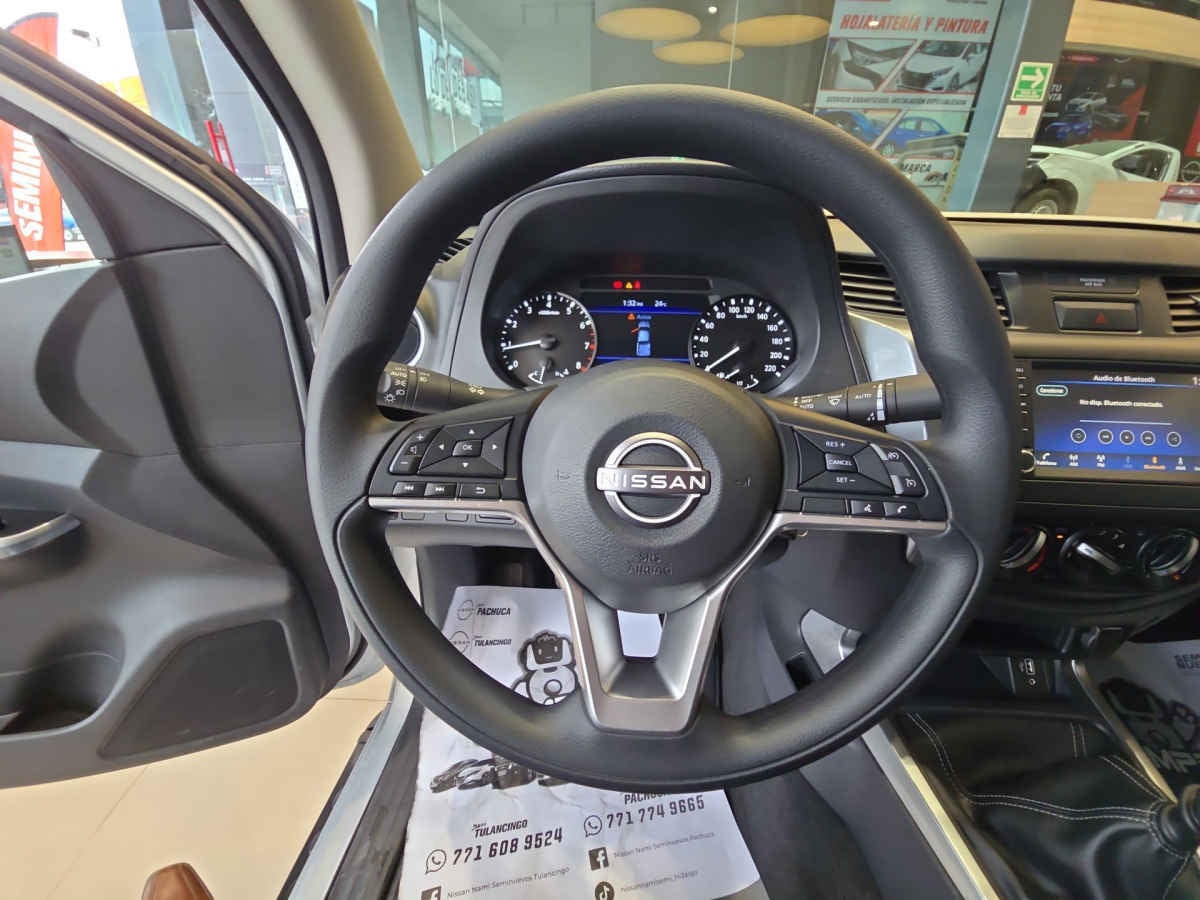 2026 Nissan Frontier 4p LE L4/2.5 Man