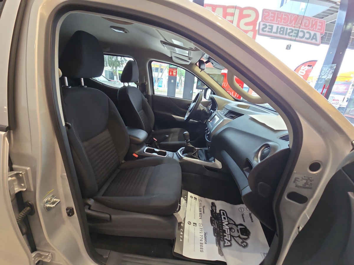 2026 Nissan Frontier 4p LE L4/2.5 Man