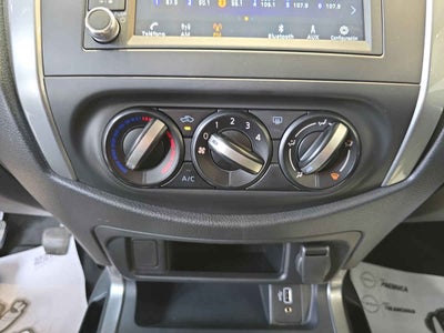 2026 Nissan Frontier 4p LE L4/2.5 Man