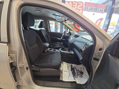2026 Nissan Frontier 4p LE L4/2.5 Man