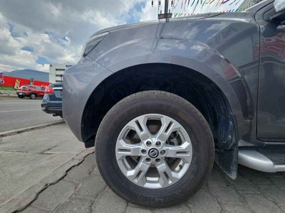 2022 Nissan Frontier 4p LE L4/2.5 Aut