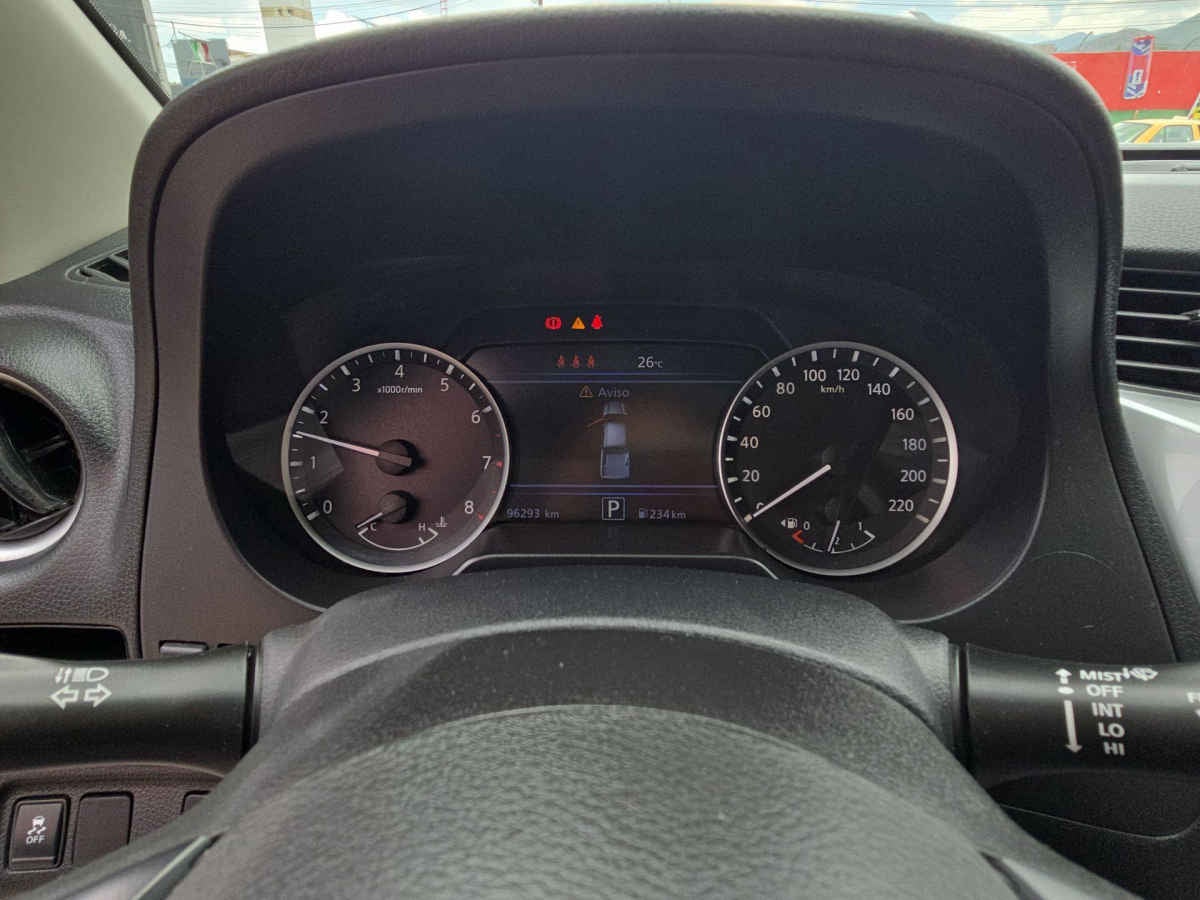 2022 Nissan Frontier 4p LE L4/2.5 Aut