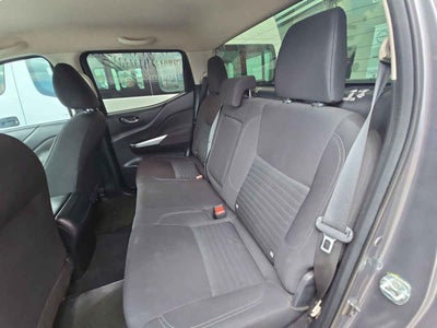 2022 Nissan Frontier 4p LE L4/2.5 Aut