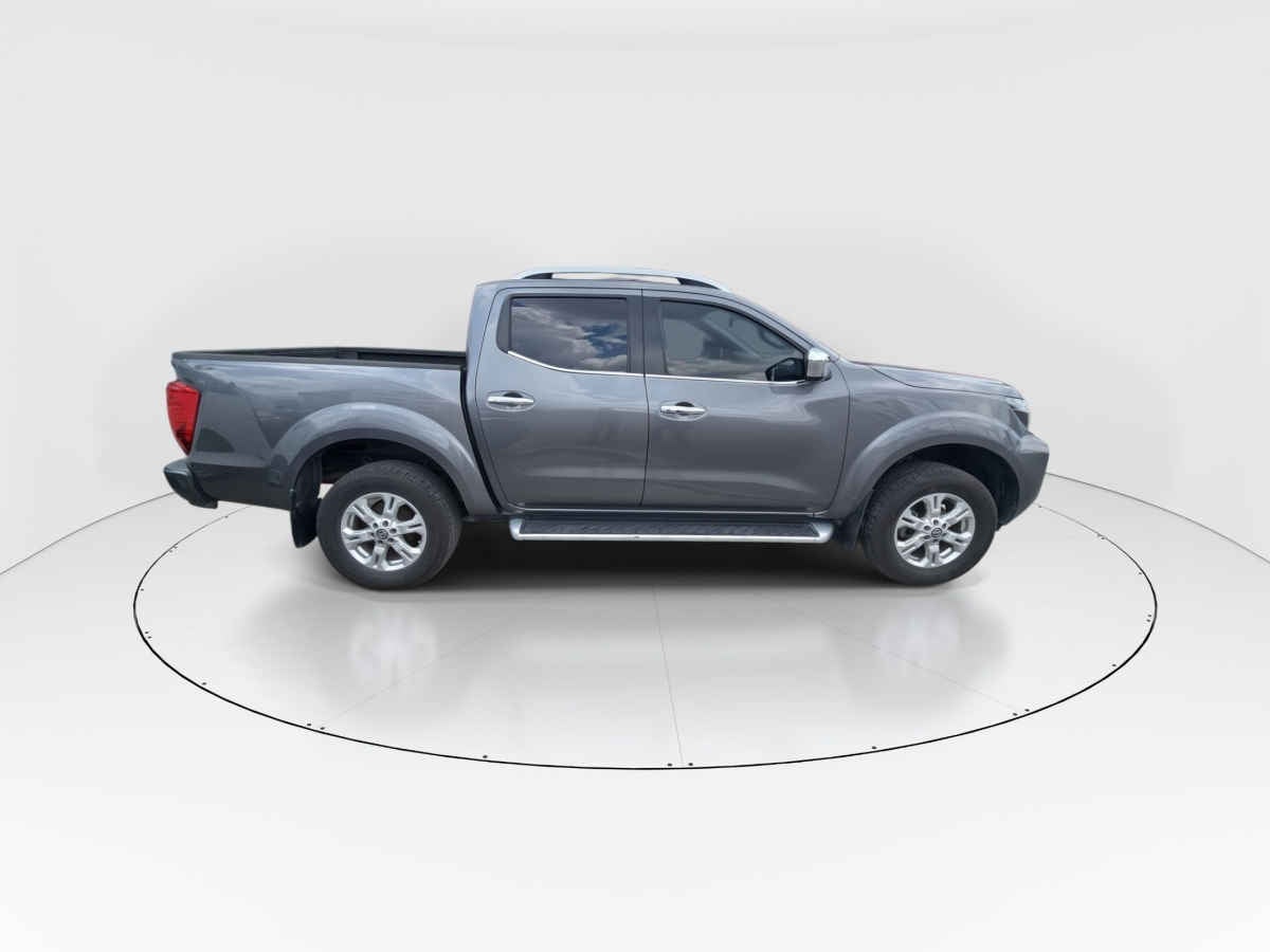 2022 Nissan Frontier 4p LE L4/2.5 Aut