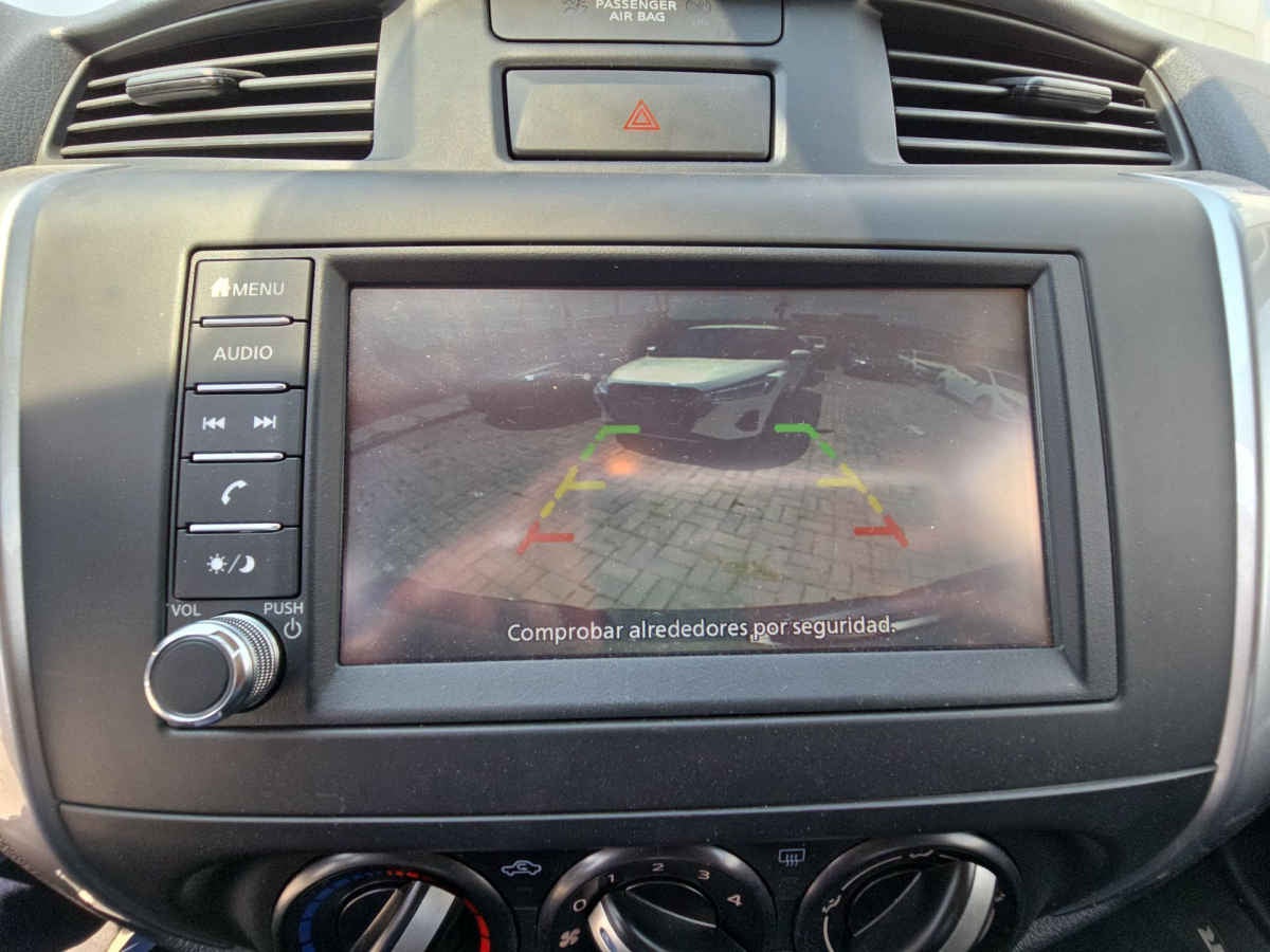 2025 Nissan Frontier 4p LE L4/2.5 Man