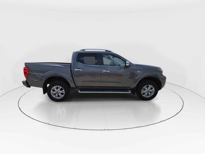 2025 Nissan Frontier 4p LE L4/2.5 Man