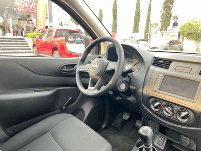 2026 Nissan Chasis Cabina NP300 2p L4/2.5 Man A/A VDC