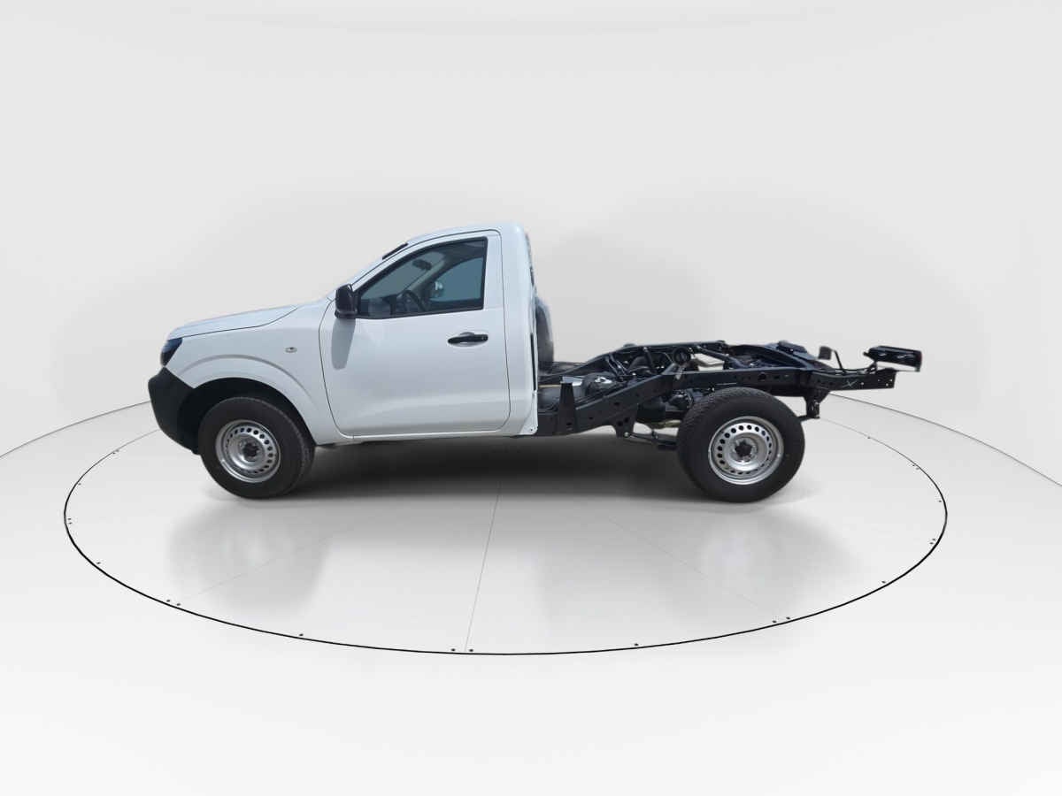 2026 Nissan Chasis Cabina NP300 2p L4/2.5 Man A/A VDC