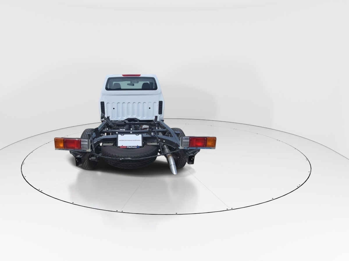 2026 Nissan Chasis Cabina NP300 2p L4/2.5 Man A/A VDC