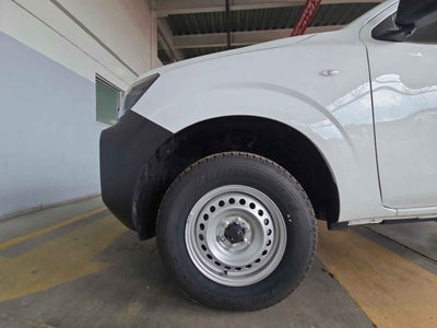 2026 Nissan Chasis Cabina NP300 2p L4/2.5 Man A/A VDC