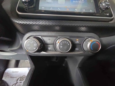 2025 Nissan Kicks 5p Play Advance L4/1.6 Aut