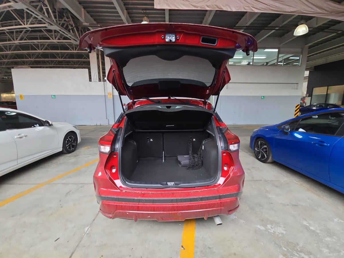 2025 Nissan Kicks 5p Play Advance L4/1.6 Aut