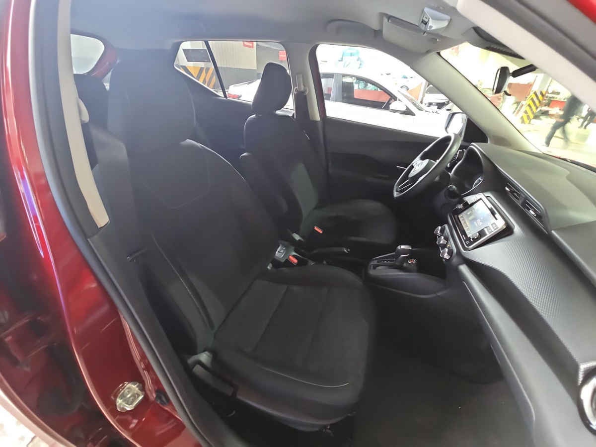 2025 Nissan Kicks 5p Play Advance L4/1.6 Aut