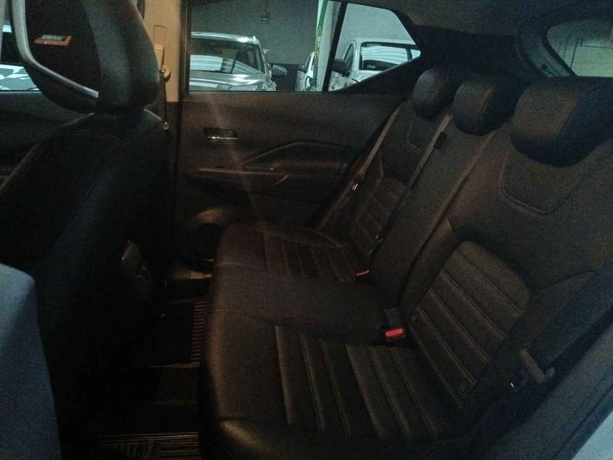 2024 Nissan Kicks 5p Platinum L4/1.6 Aut