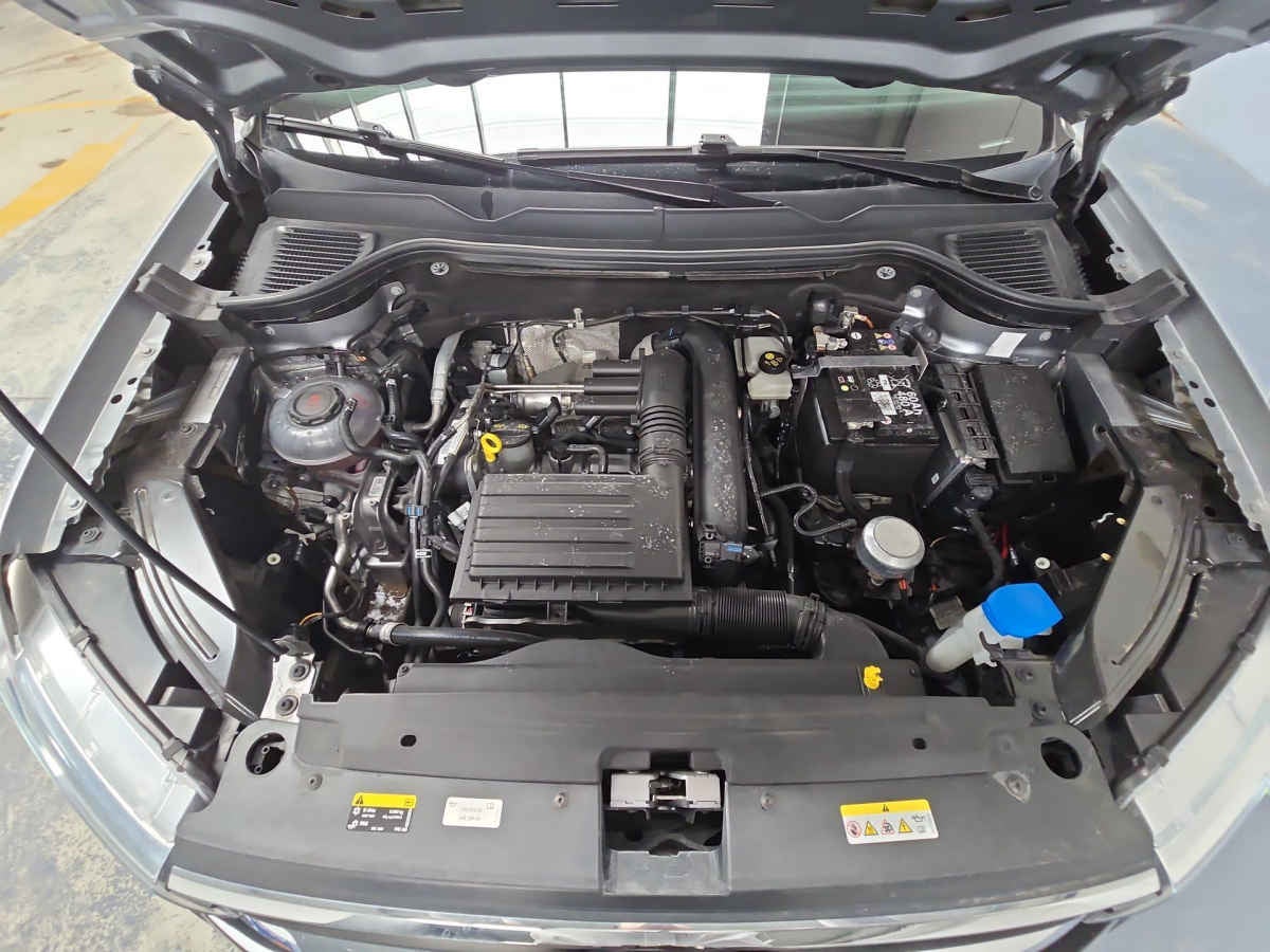 2024 Volkswagen Taos 5p Comfortline L4/1.4/T Aut