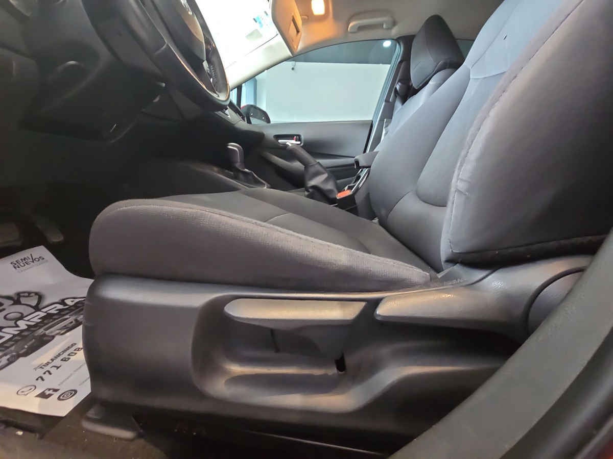 2021 Toyota Corolla 4p LE L4/1.8 Aut