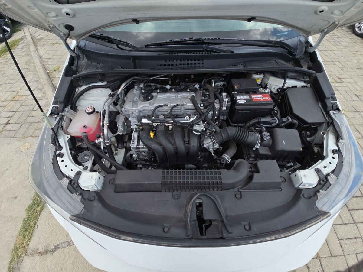 2021 Toyota Corolla 4p Base L4/1.8 Aut