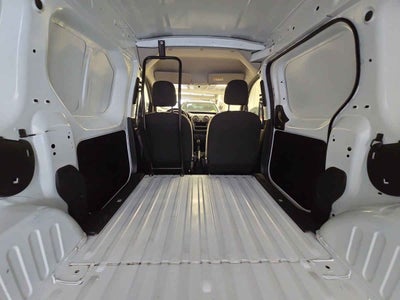 2024 Renault Kangoo 5p Intense L4/2.5 Man