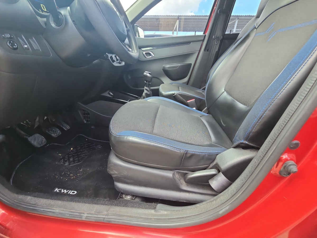 2023 Renault Kwid 5p Iconic L3/1.0 Man