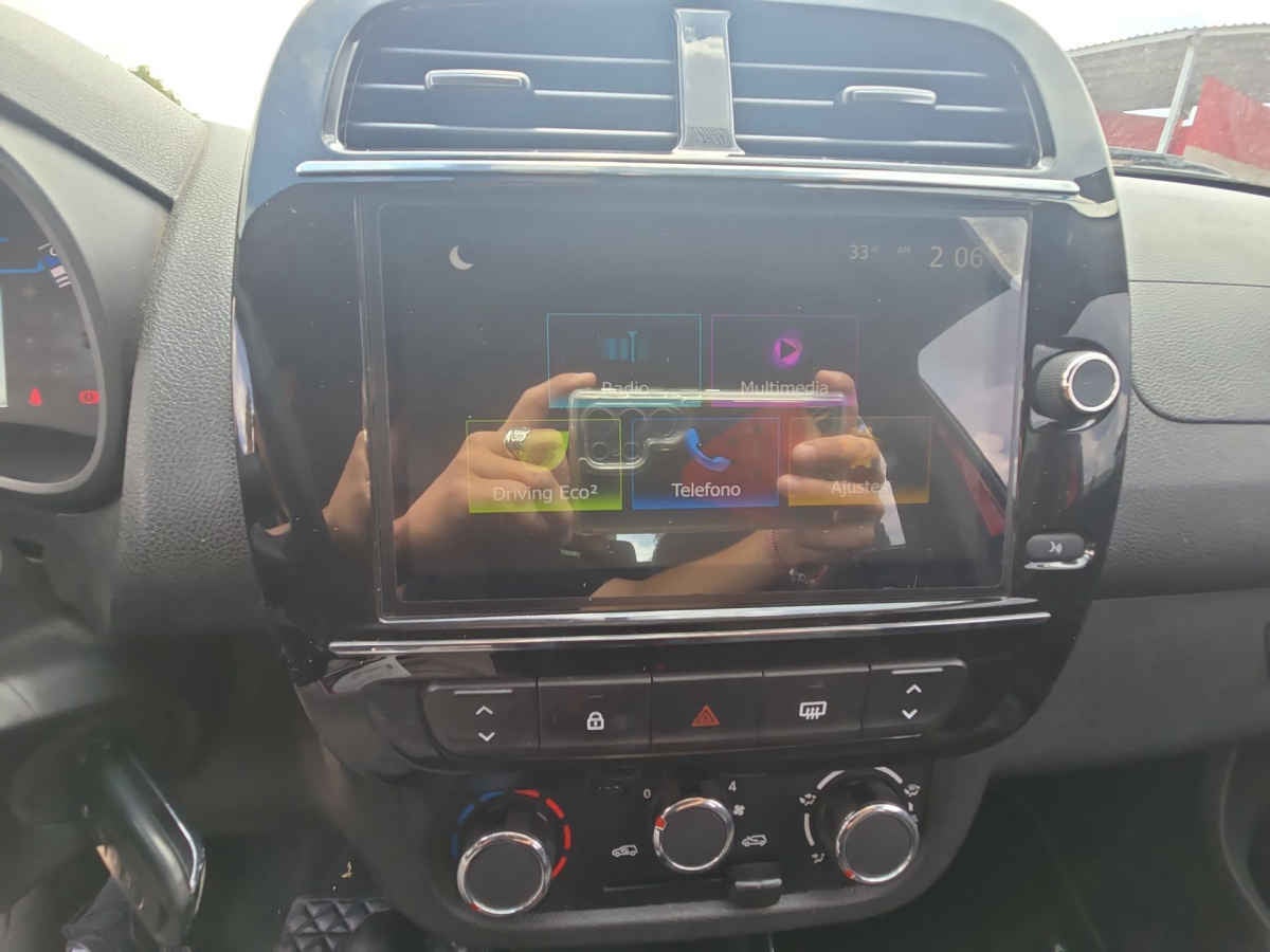 2023 Renault Kwid 5p Iconic L3/1.0 Man