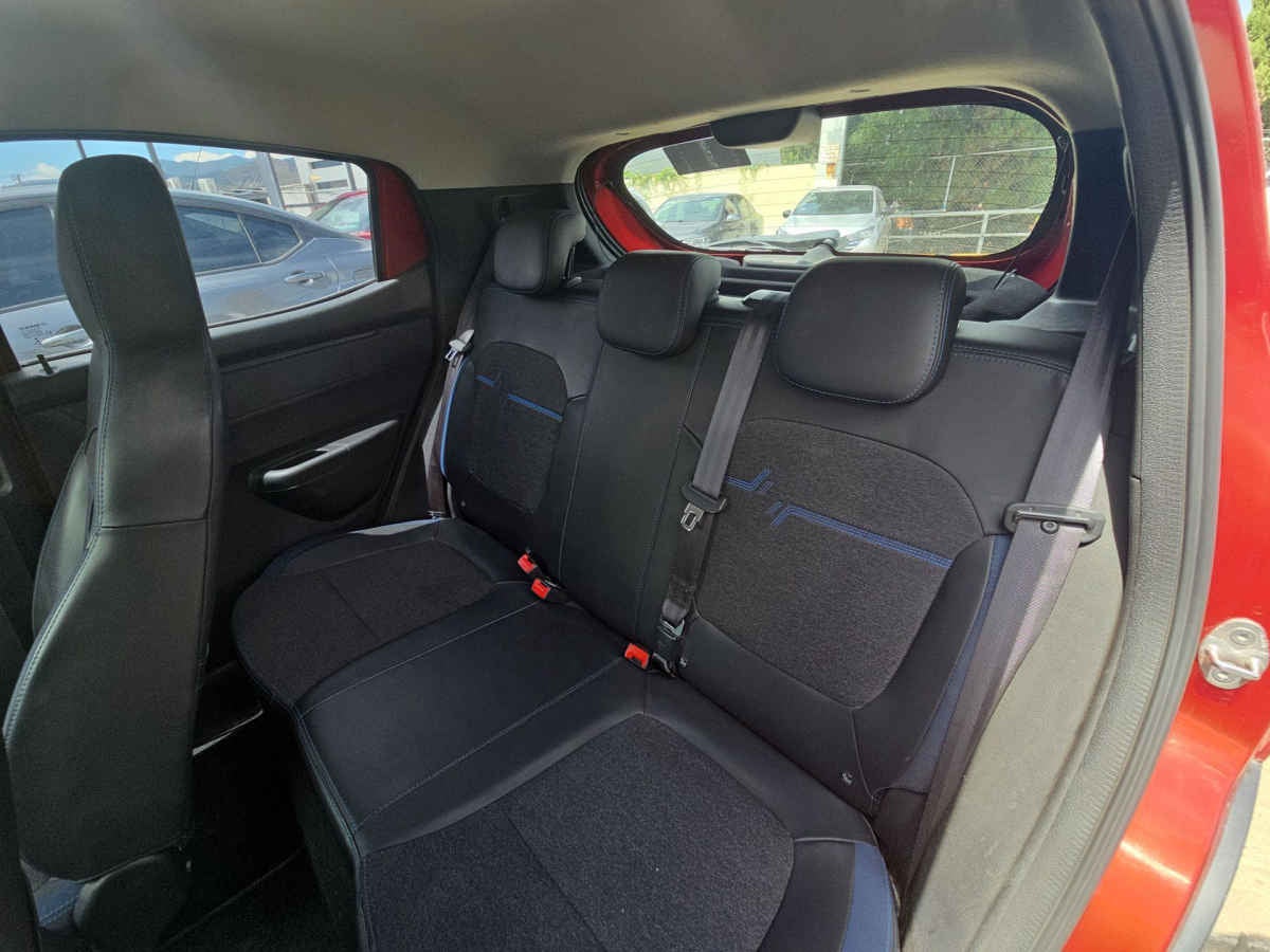 2023 Renault Kwid 5p Iconic L3/1.0 Man