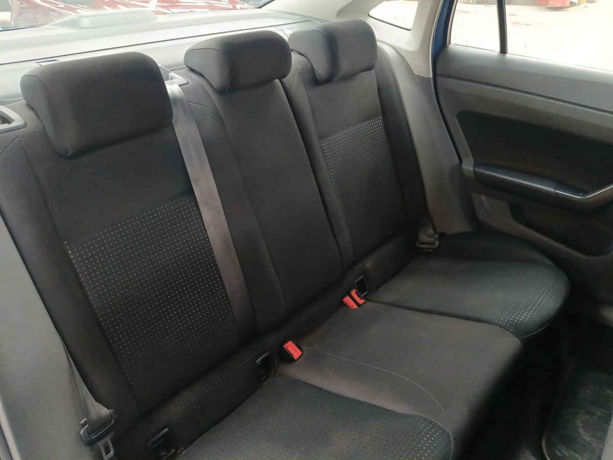 2021 Volkswagen Virtus 4p L4/1.6 Aut