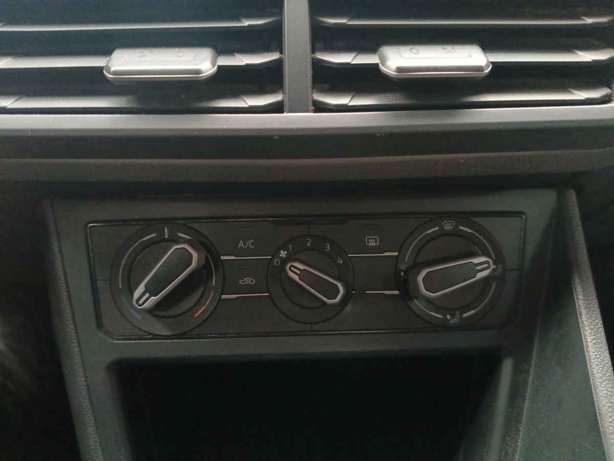 2021 Volkswagen Virtus 4p L4/1.6 Aut