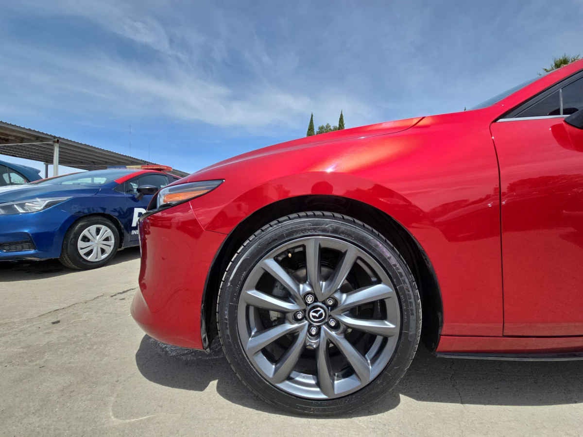 2024 Mazda Mazda 3 5p Hatchback i Grand Touring L4/2.5 Aut
