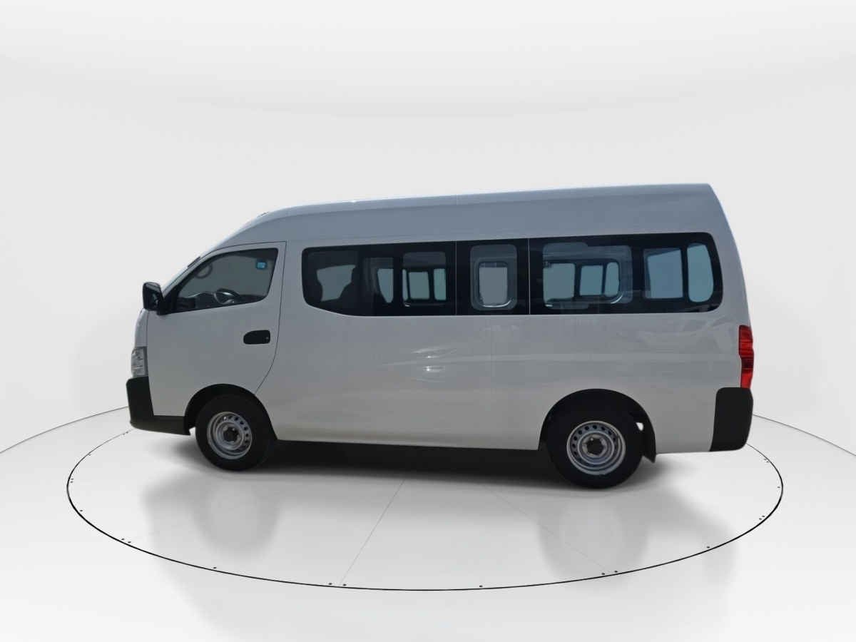 2026 Nissan Urvan 4p Amplia L4/2.5 Man