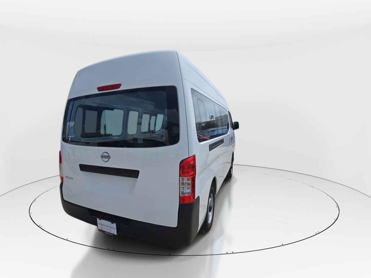2026 Nissan Urvan 4p Amplia L4/2.5 Man