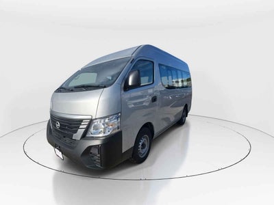 2026 Nissan Urvan 4p Amplia L4/2.5 Man Ventanas