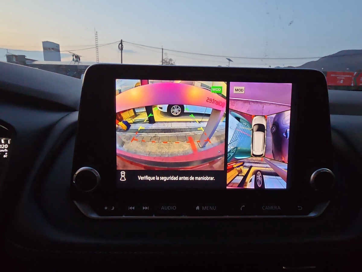 2025 Nissan X-Trail 5p Exclusive 2 Row L4/2.5 Aut