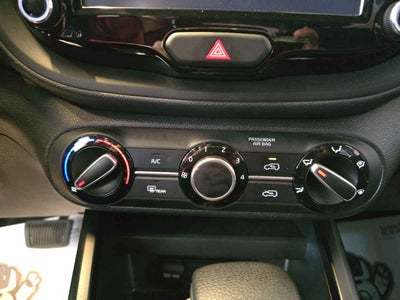 2024 Kia Soul 5p LX L4/1.6 Aut