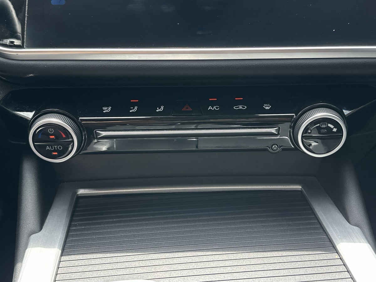 2024 Omoda O5 4p Unlimited L4/1.5/T Aut