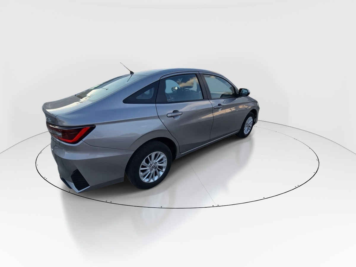 2023 Toyota Yaris 4p Sedán S L4/1.5 Man