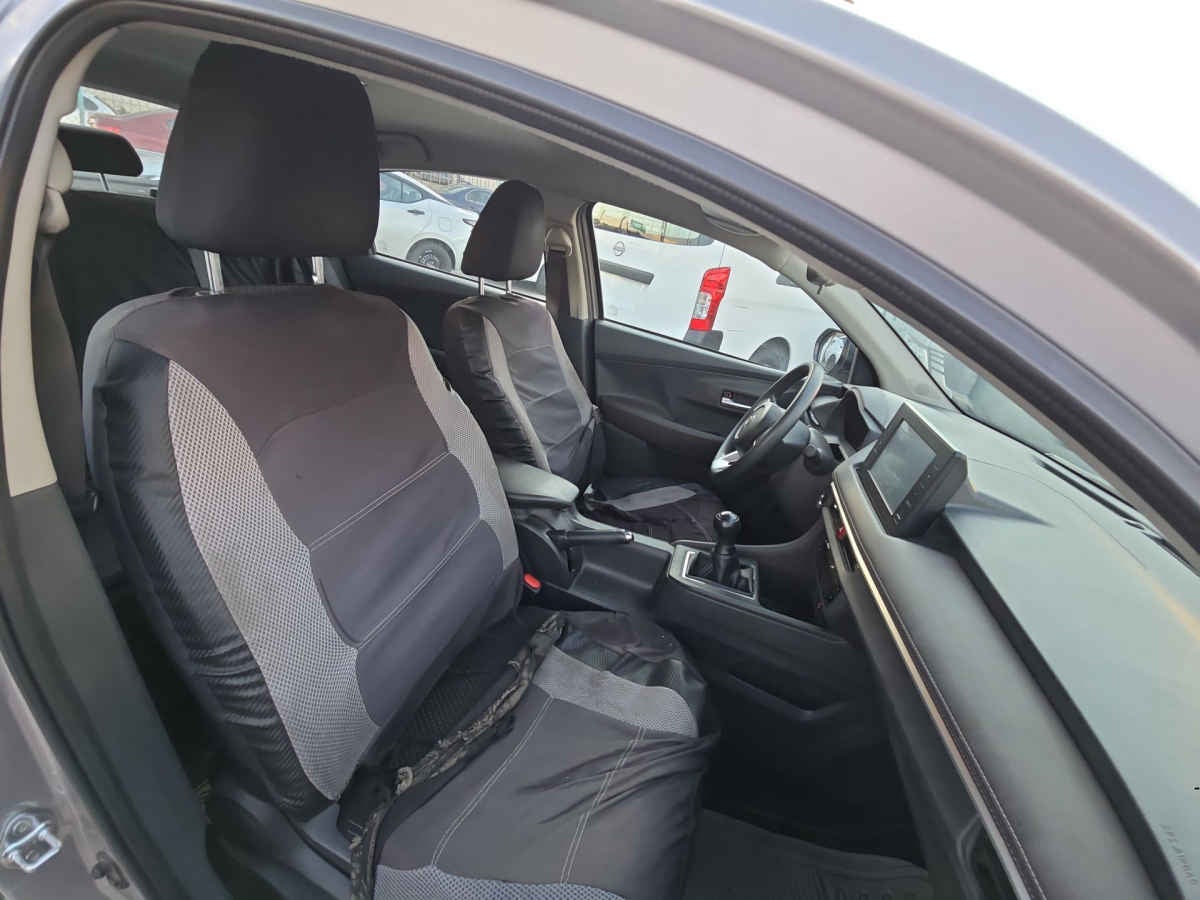 2023 Toyota Yaris 4p Sedán S L4/1.5 Man